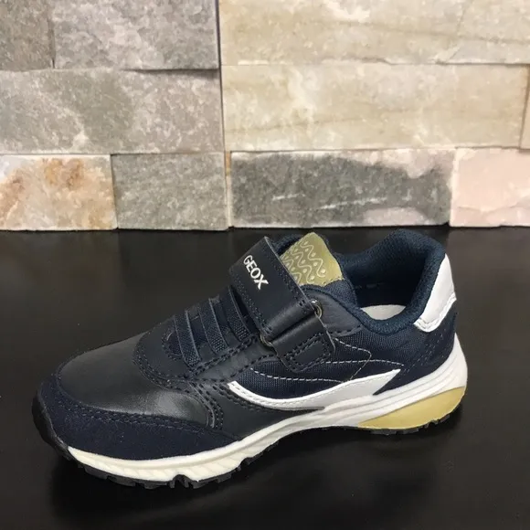 🎁 Geox Kids Unisex-Child Bernie 16 Sneaker
