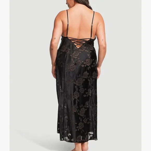 🔥 Victoria's Secret VS Archives Burnout Satin Slip, Women's Lingerie Sz XL New