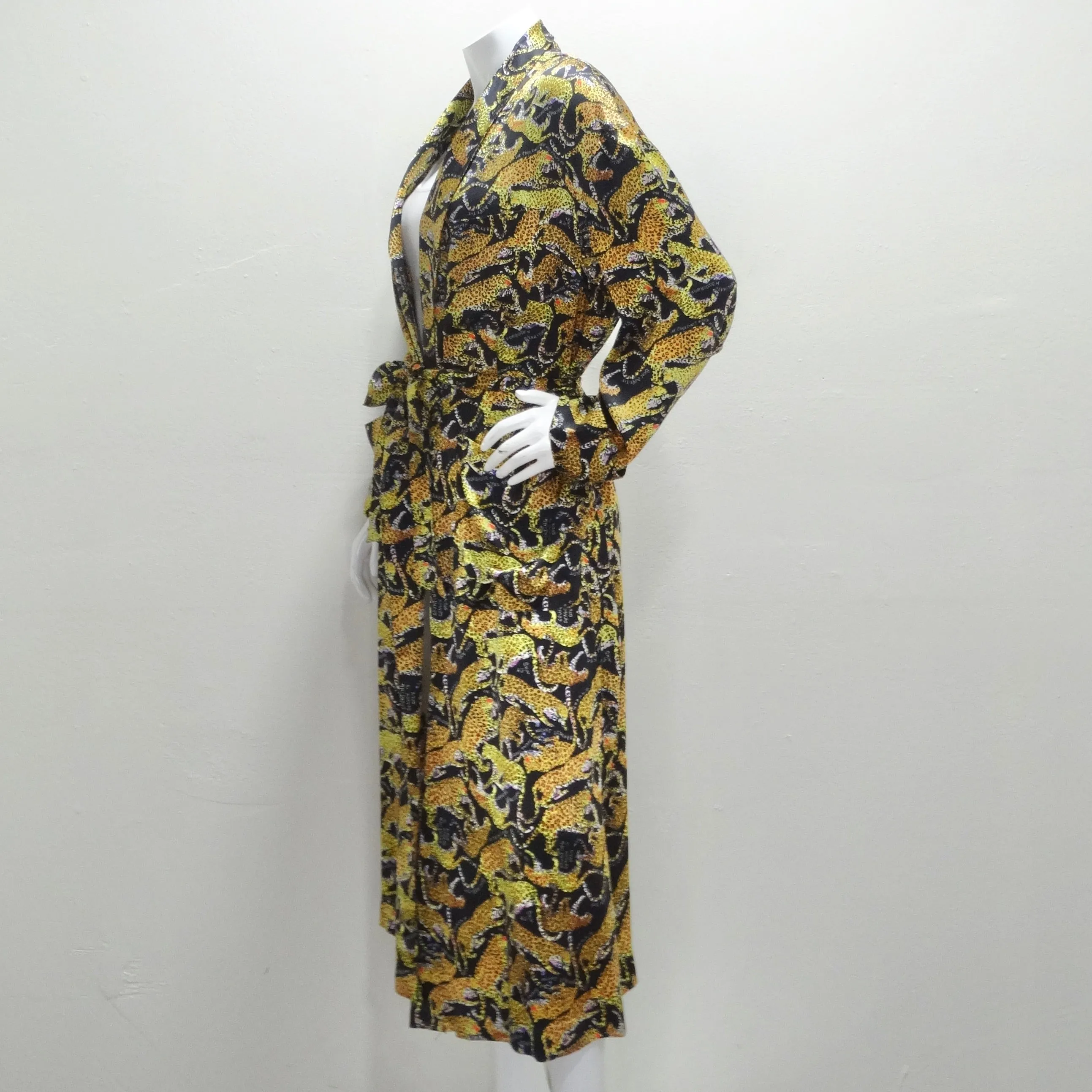 1992 Nicole Miller Cheetah Print Silk Robe