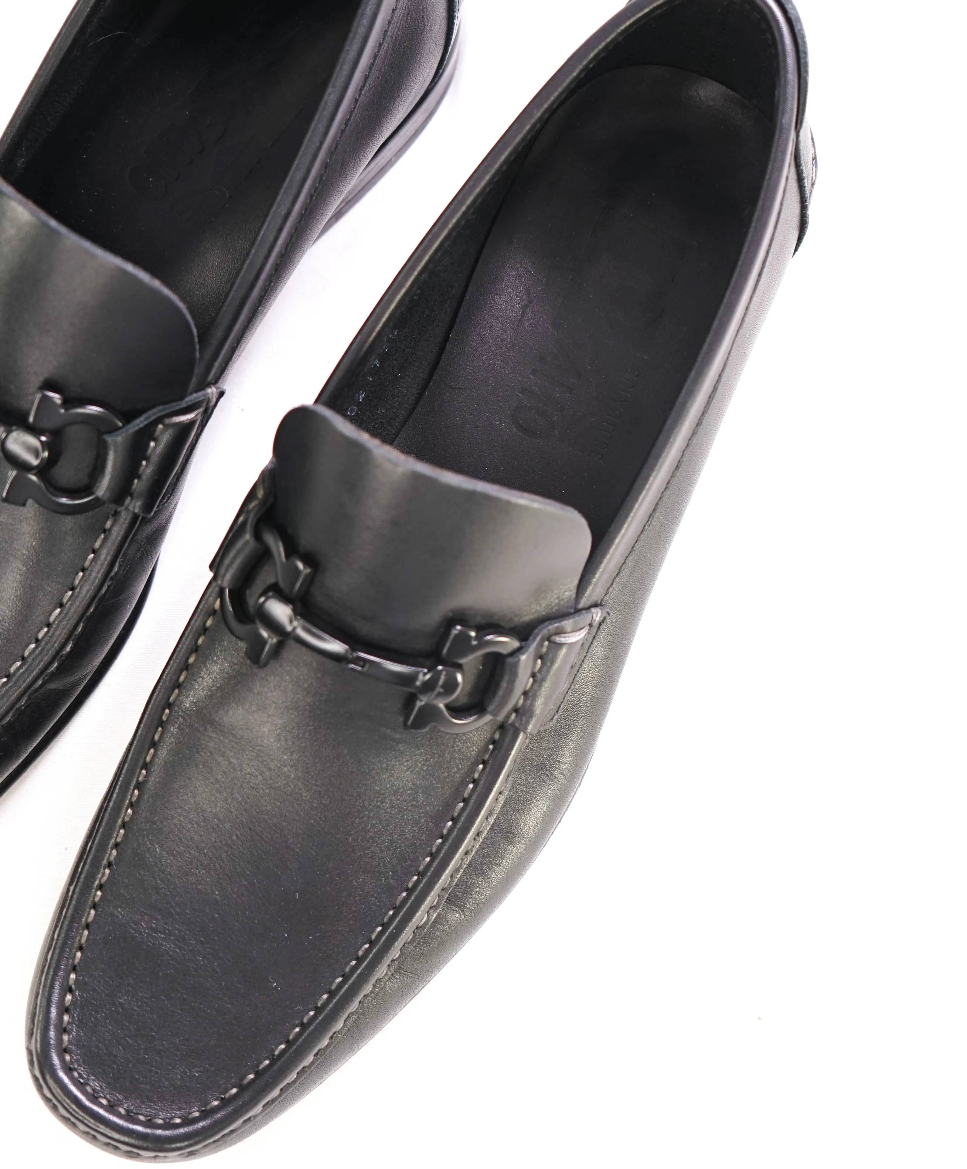 $700 SALVATORE FERRAGAMO - "GIORDANO" Black Leather Loafer- 8.5 D