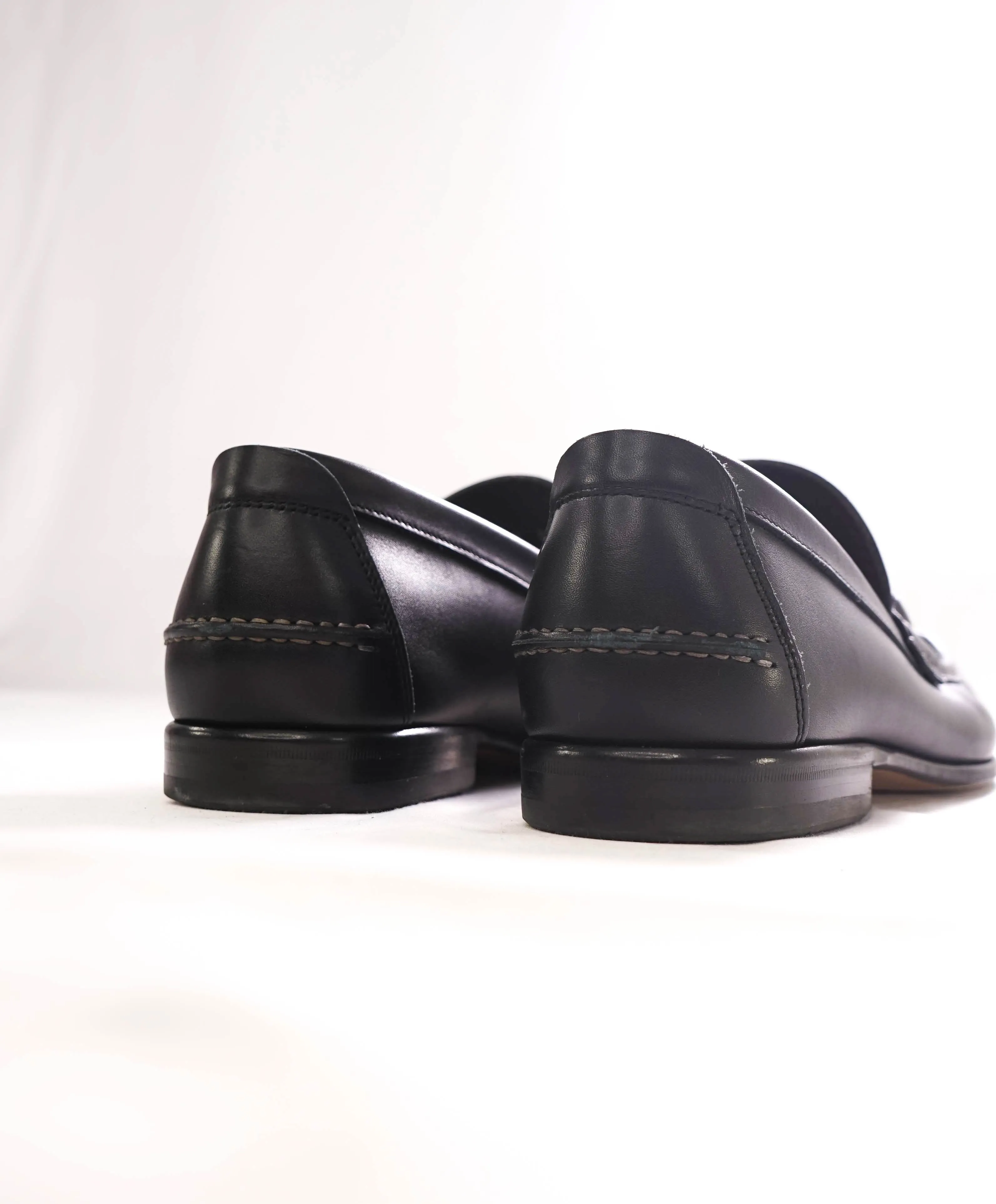 $700 SALVATORE FERRAGAMO - "GIORDANO" Black Leather Loafer- 8.5 D