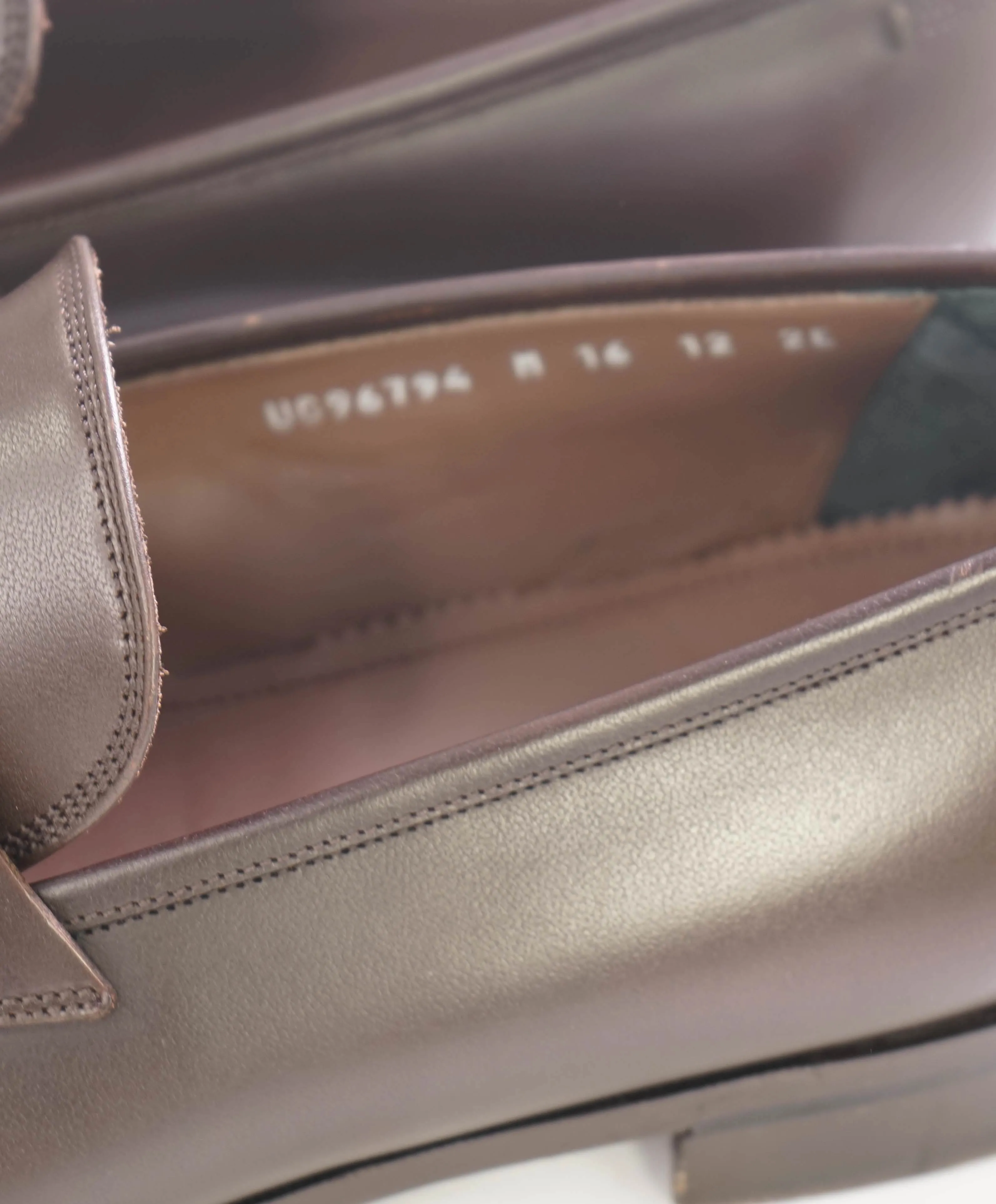 $850 SALVATORE FERRAGAMO - Brown Gancini Penny Loafer - 12 EE US