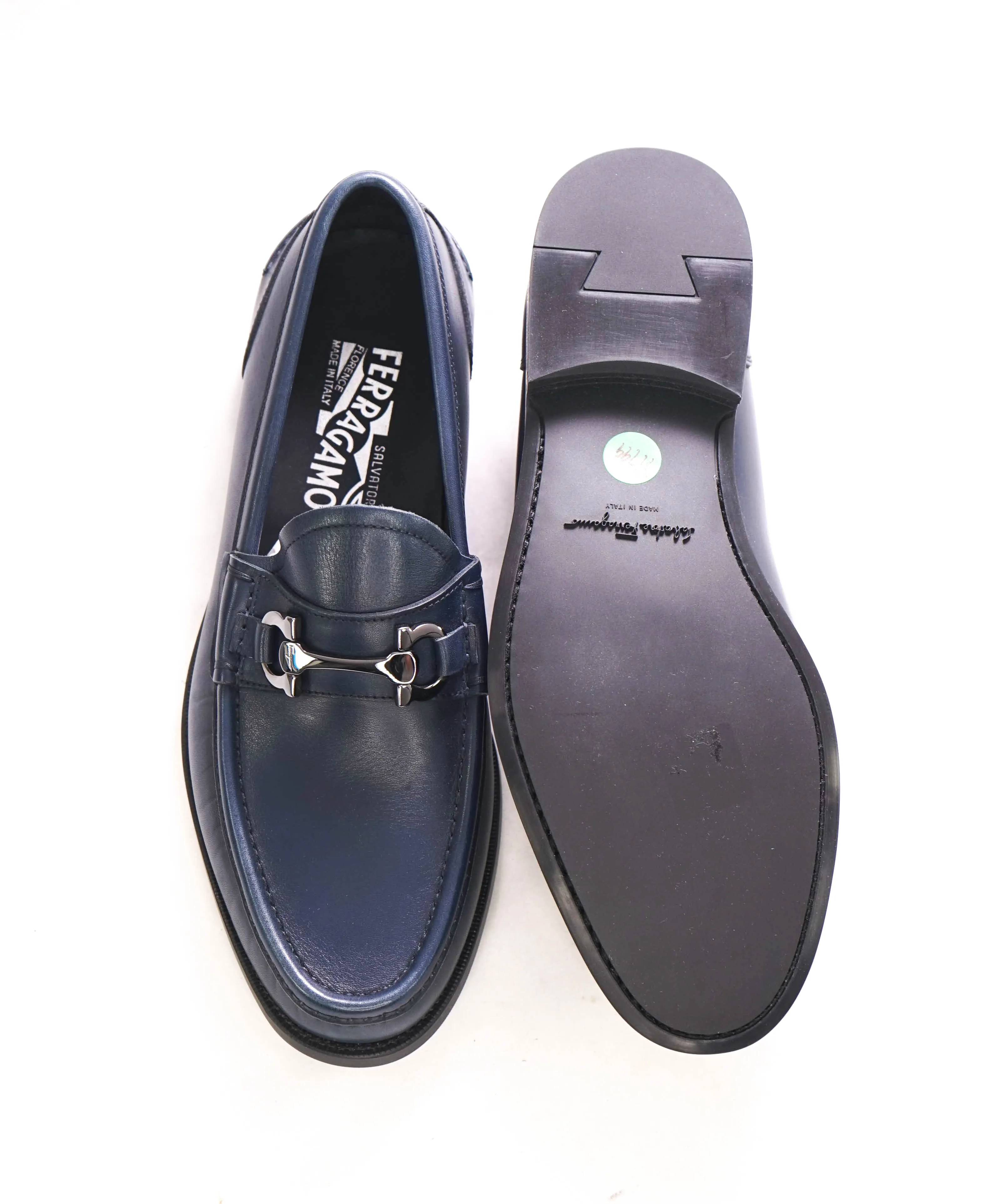 $850 SALVATORE FERRAGAMO -  Navy Blue Leather Gancini Loafer- 8 EEE