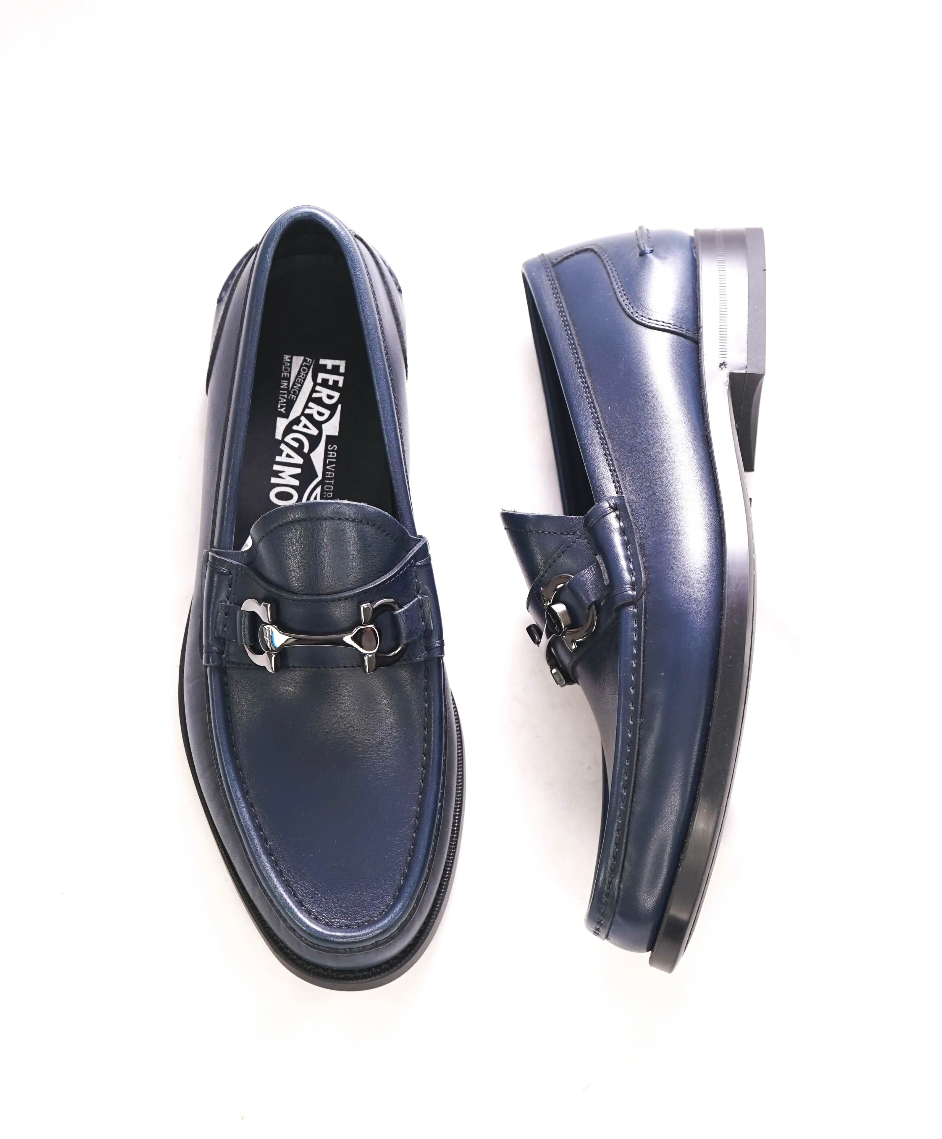 $850 SALVATORE FERRAGAMO -  Navy Blue Leather Gancini Loafer- 8 EEE
