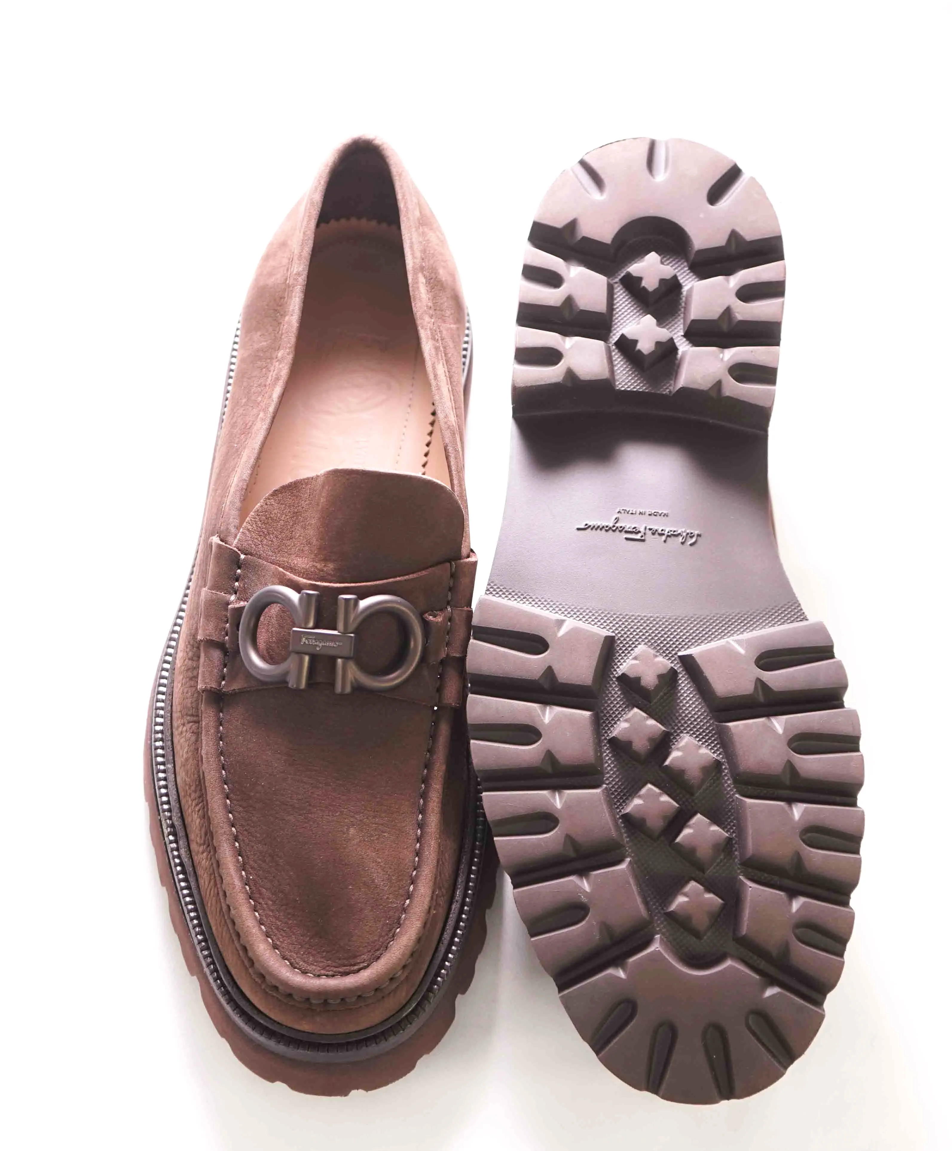$930 SALVATORE FERRAGAMO - *BLEEKER* Brown Suede Lug Sole Loafer - 9.5 US