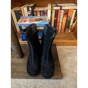 AQUATALIA mia black suede wedge boot sz 5.5 euc
