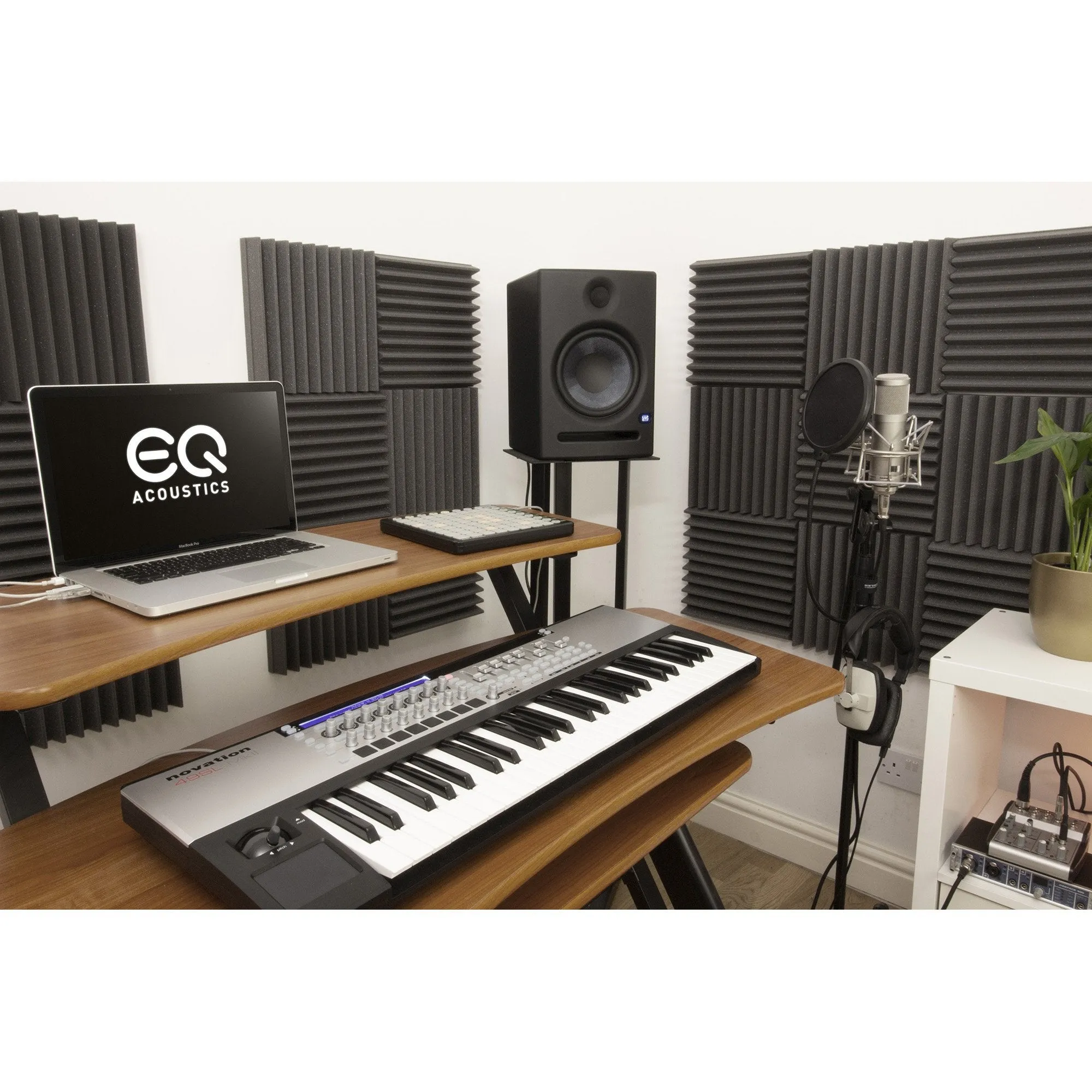 Classic Wedge 30 cm Acoustic Foam Tile