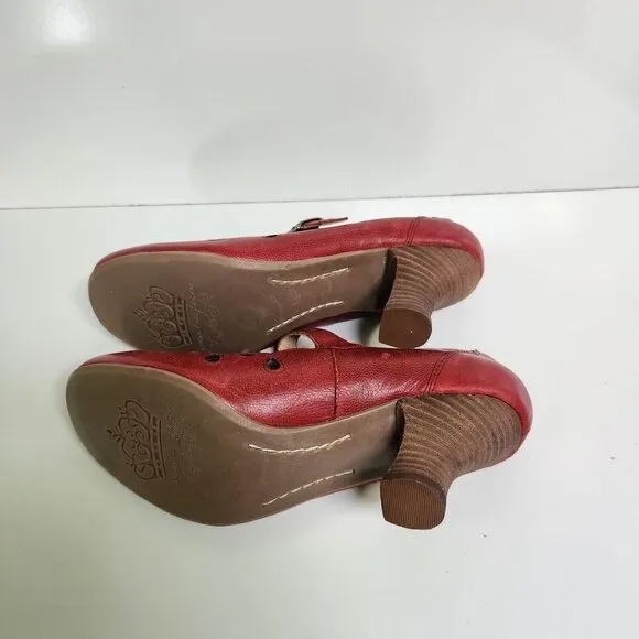 Crown Comforteur Chelsea Red Leather Mary Jane Pump Size 8M