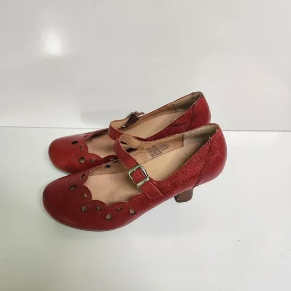 Crown Comforteur Chelsea Red Leather Mary Jane Pump Size 8M