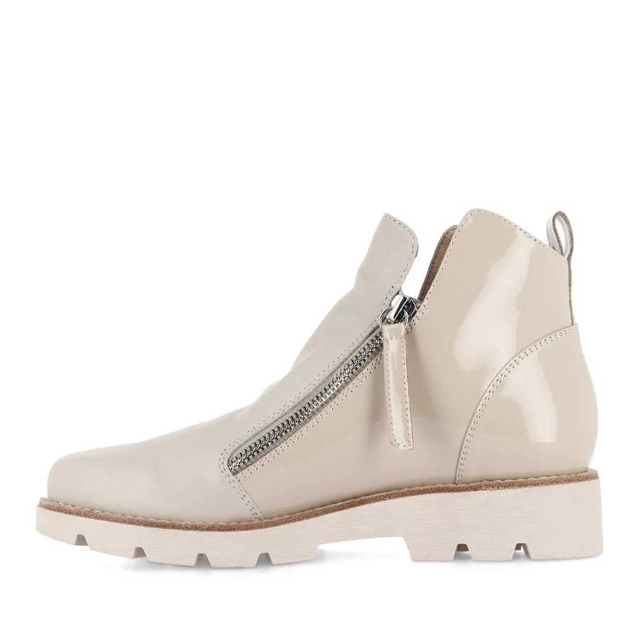 DOTTIZ - VANILLA OATMEAL LEATHER PATENT