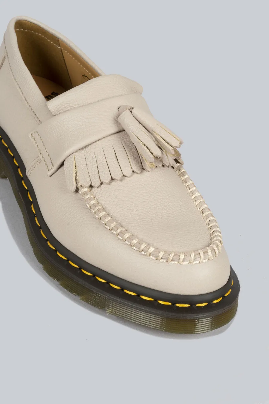 DR MARTENS WOMEN'S ADRIAN VINTAGE TAUPE