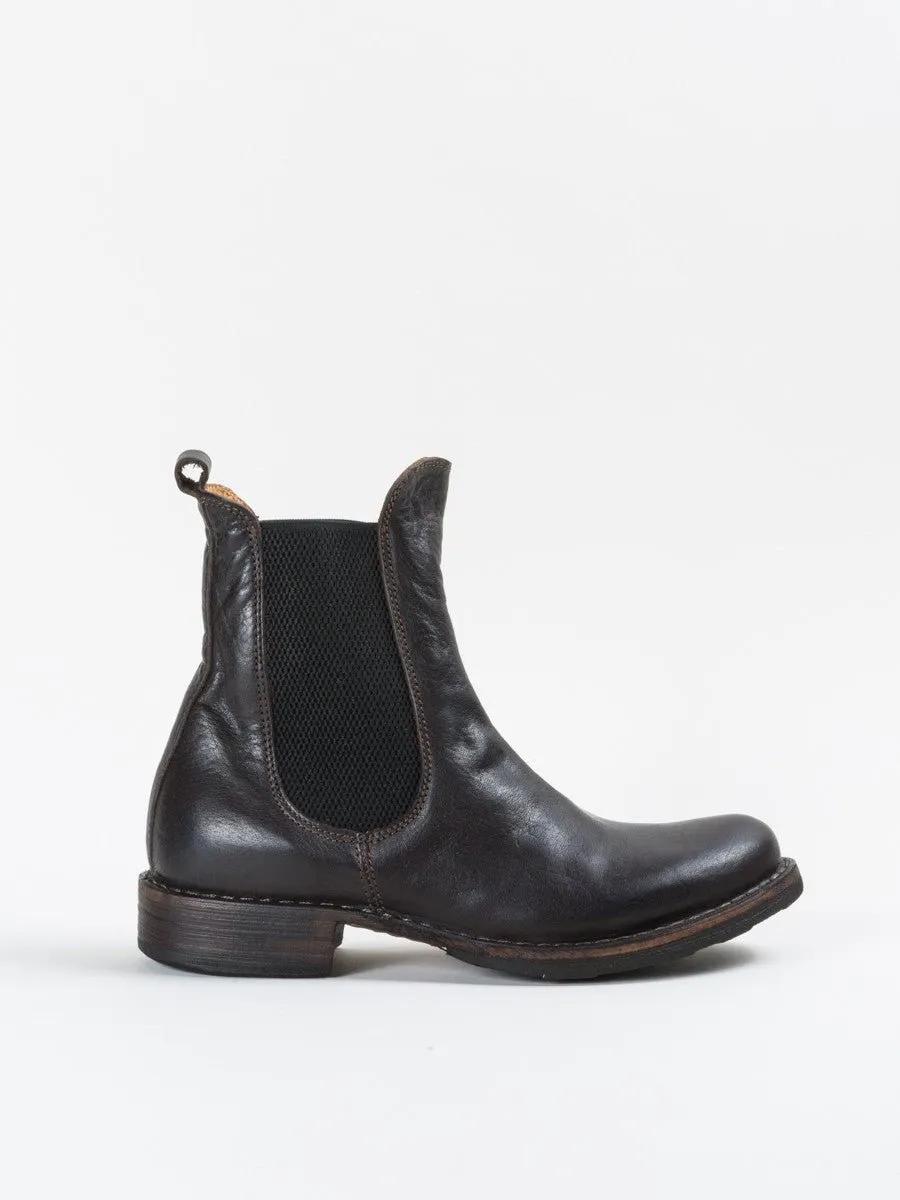 elia chelsea boot