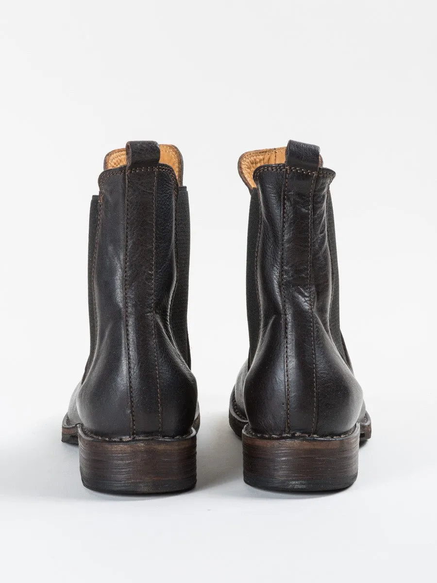 elia chelsea boot