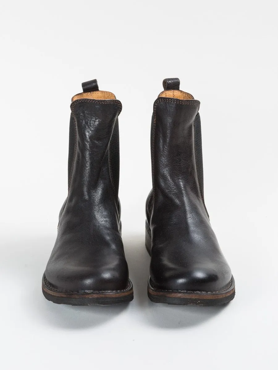 elia chelsea boot