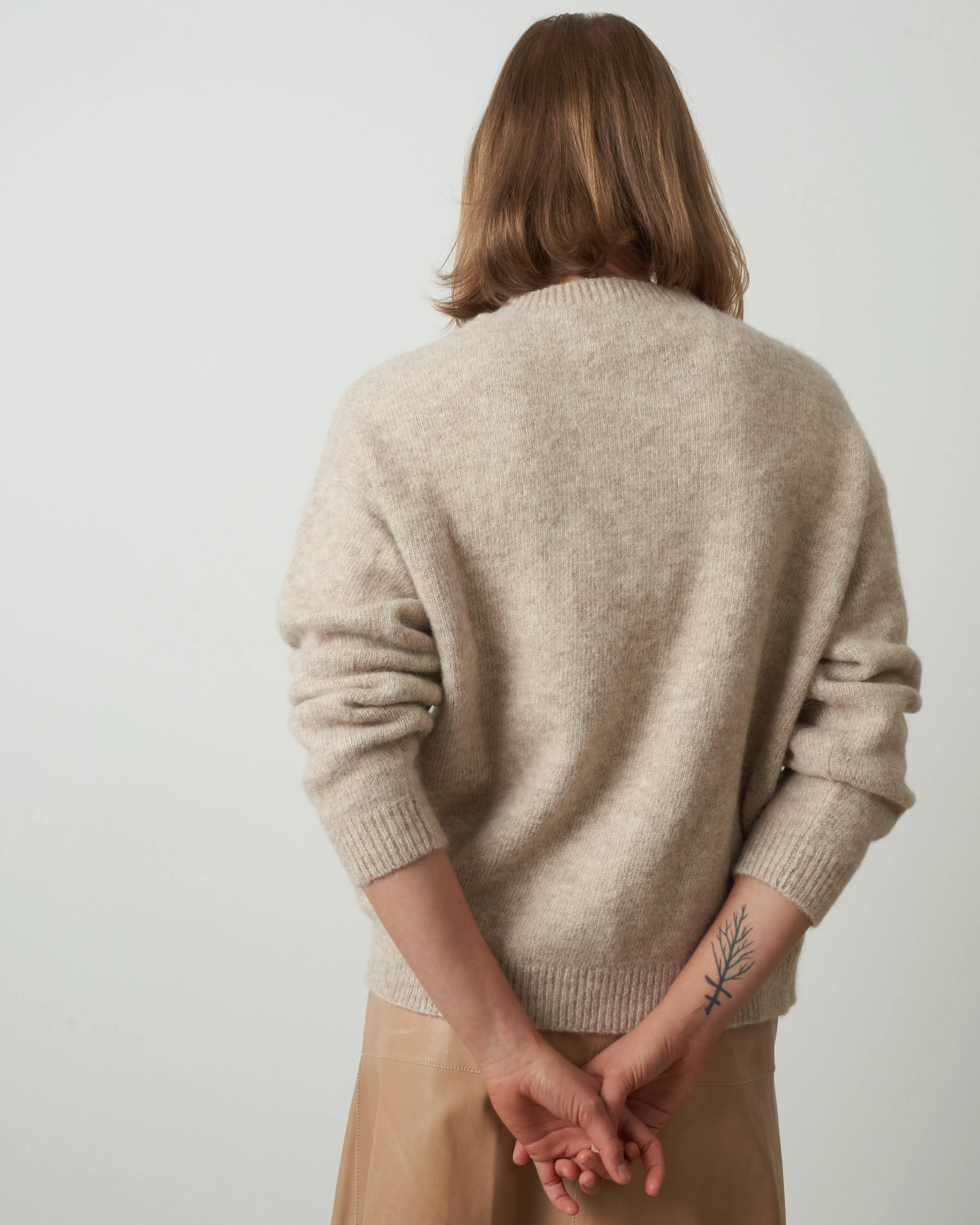 fluffy crewneck - hay