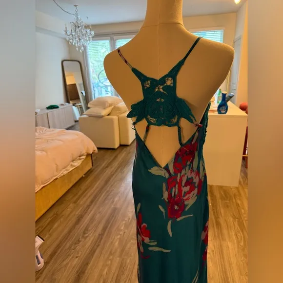 Free People FOREVER YOURS floral slip dress size XS