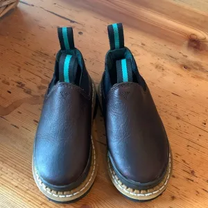 Georgia Giant toddler slip on leather boots. Brown, size 9.