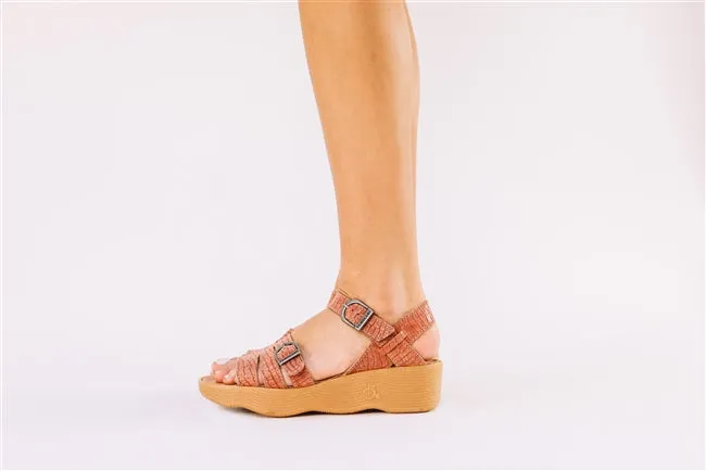 Honeybuckle - Salmon/ Croc