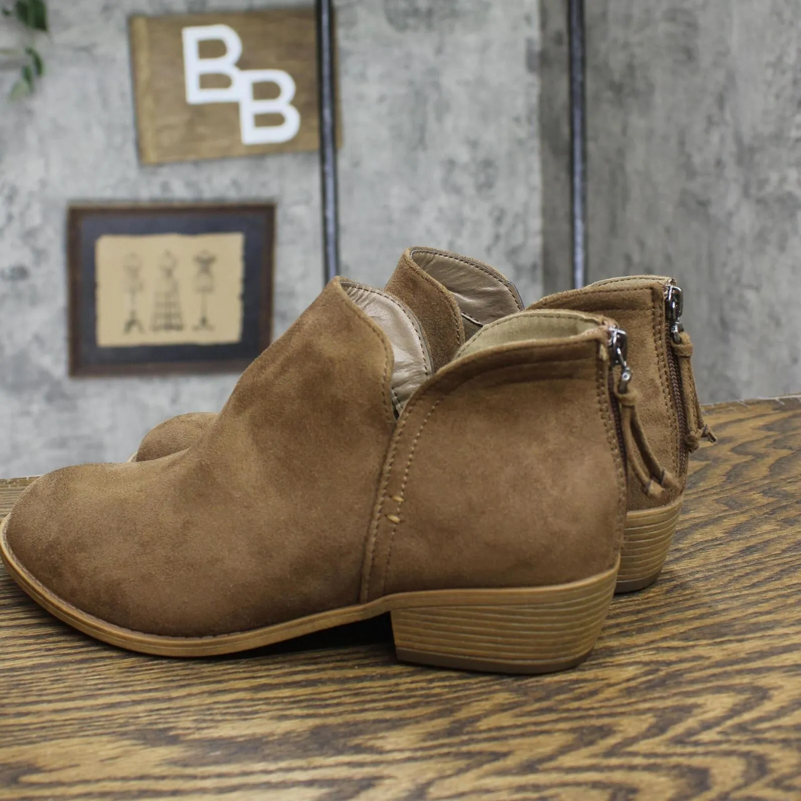 Journee Collection Livvy Back Heel Zip Stacked Heel Booties Taupe Brown 8.5M