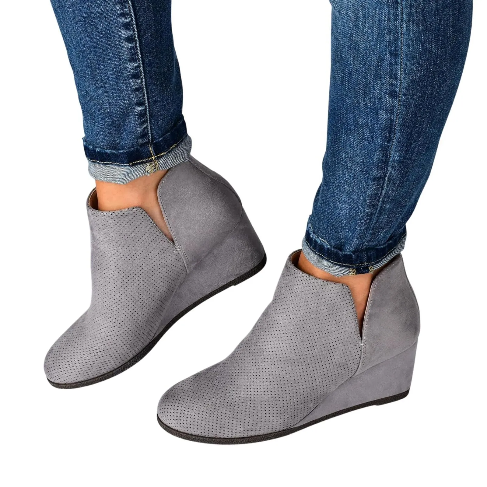 Journee Collection Womens Mylee Slip On Bootie MYLEE-BOOTIE Taupe Brown 7.5M