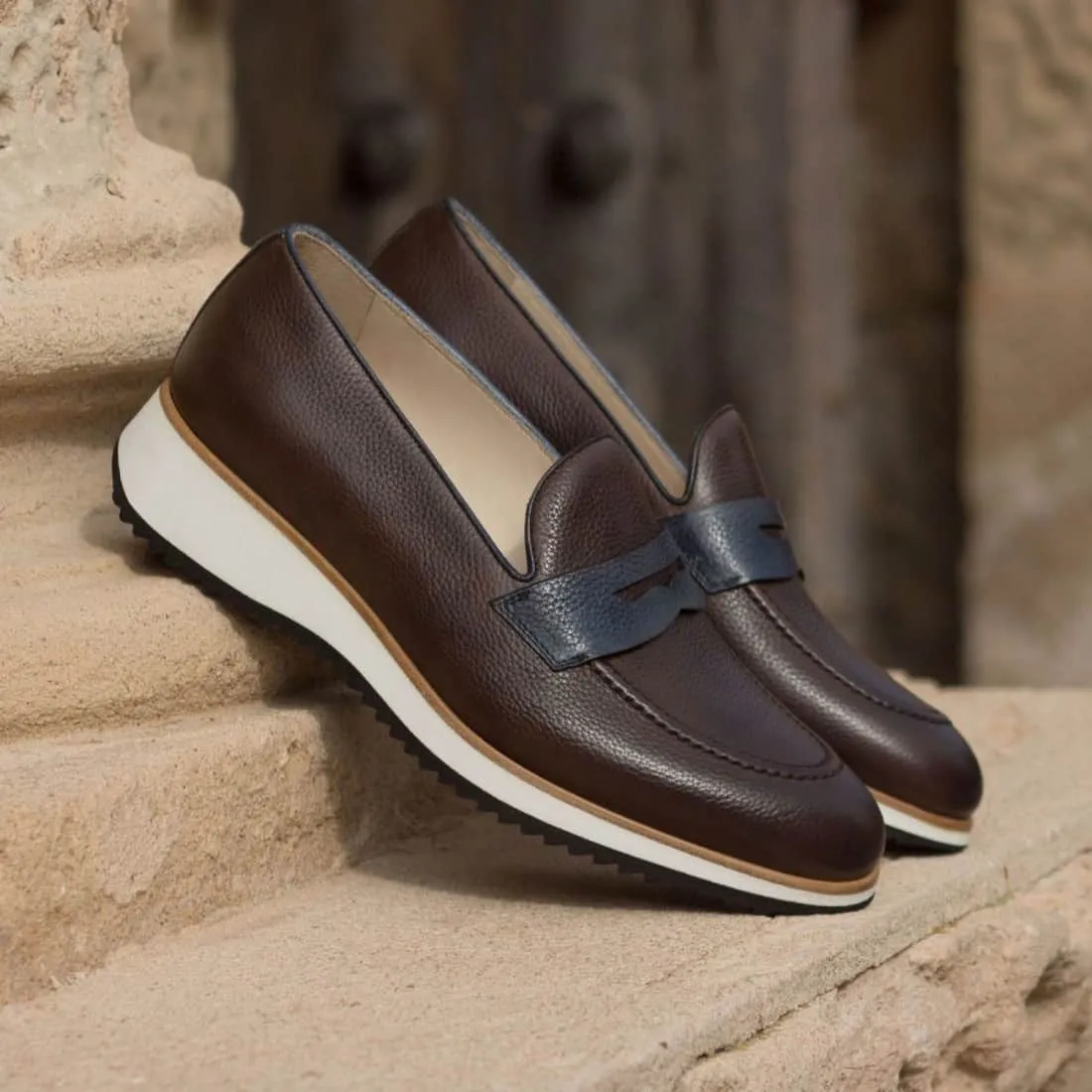Mocassins Penny à bandeau en cuir grainé marron foncé - Semelles Sport
