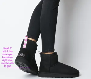 New UGG Women's Classic Mini II Graphic Logo Boots Black, Sz 7! NOTE: Inner side of right boot 2" stitch has come apart by sole of boot may be able to glue together!
