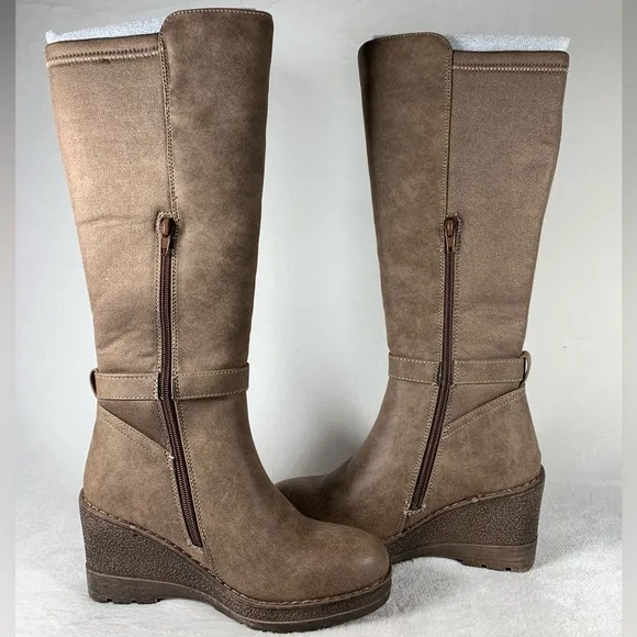 NEW Volatile Women's Cabrillo Tall Wedge Boot Size 6