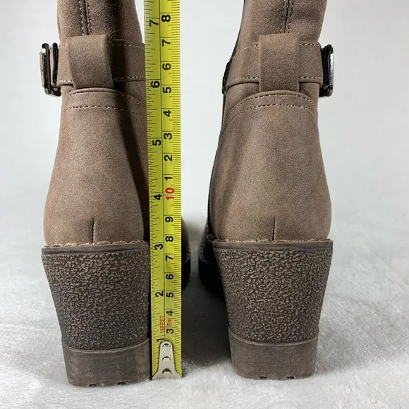 NEW Volatile Women's Cabrillo Tall Wedge Boot Size 6