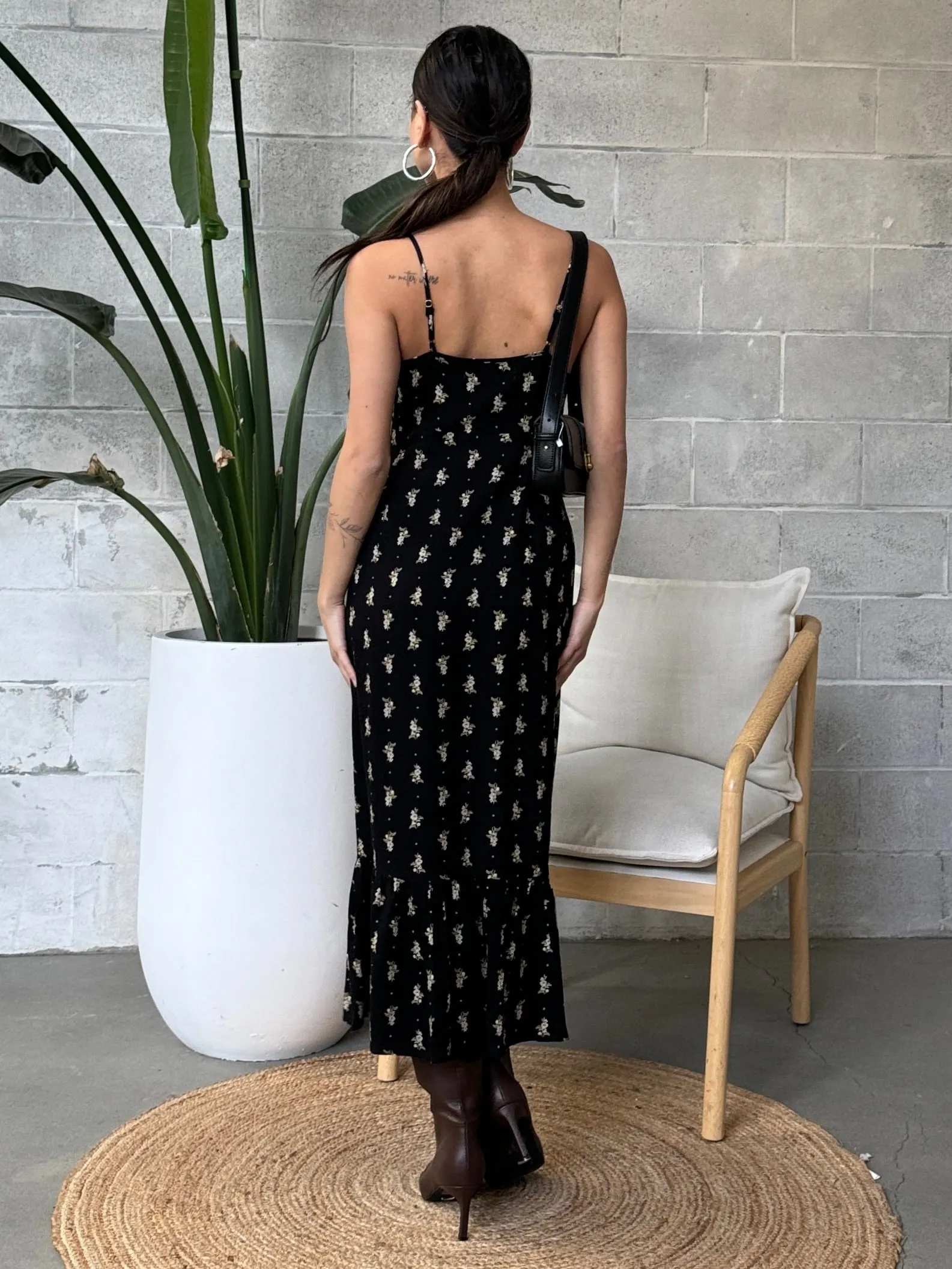 SALTWATER LUXE Enzo Floral Midi Dress