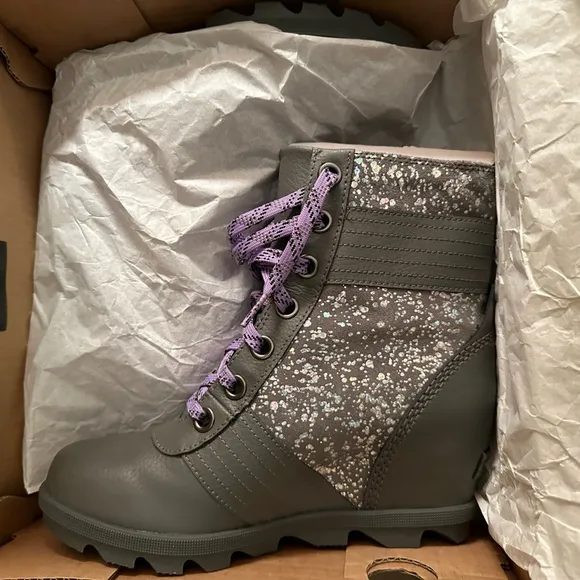 Sorel Youth Lexi Wedge Booties