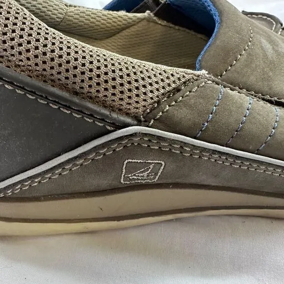Sperry Topsider size 9