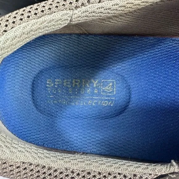 Sperry Topsider size 9