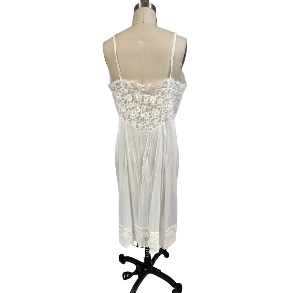 VTG Vanity Fair 1950s White Full Slip - 100% Nylon - Sheer Lace Cups - Size 40T