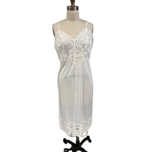VTG Vanity Fair 1950s White Full Slip - 100% Nylon - Sheer Lace Cups - Size 40T