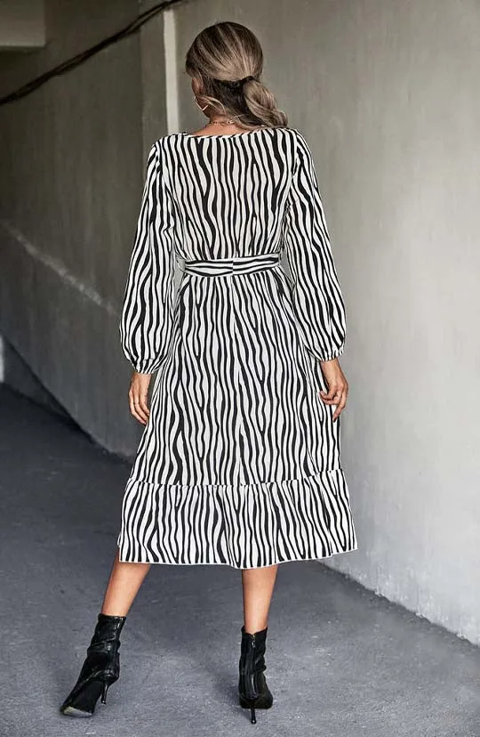 Wild Queen Leopard Midi Dress
