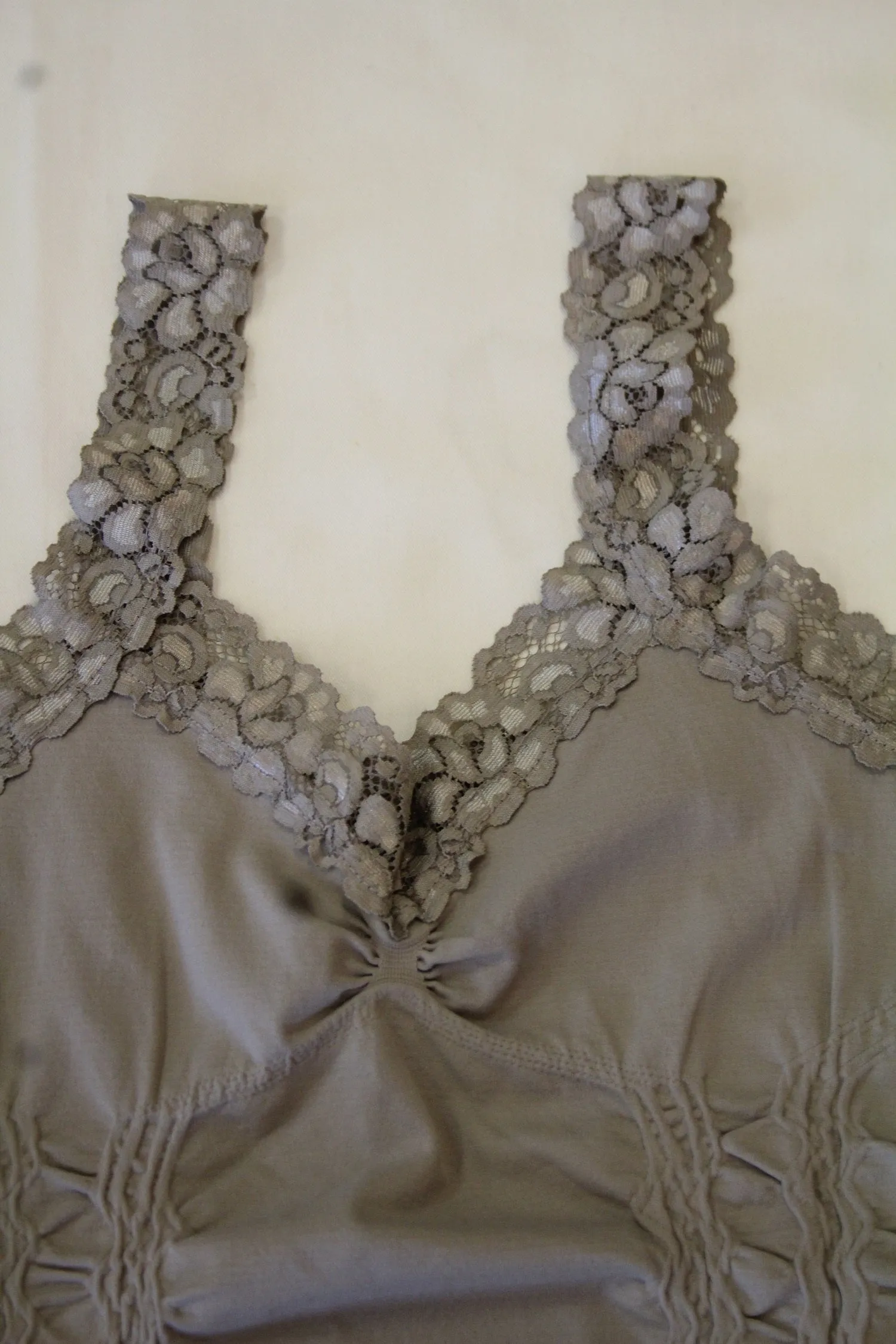 Yahada | Lace Cami Sand